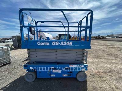 Genie GS-3246 Scissor Lift