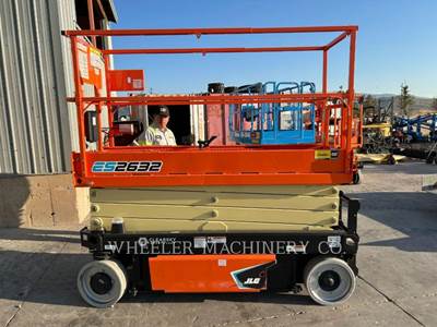 JLG ES2632 Scissor Lift