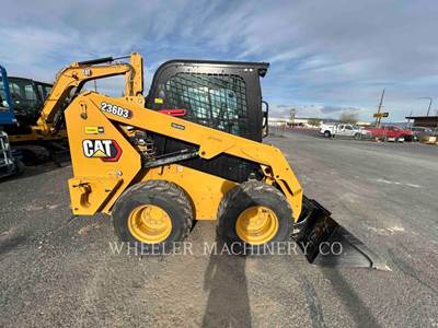 Caterpillar 236D3 Skid Steer