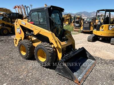 Caterpillar 236D3 Skid Steer