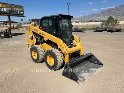 Caterpillar 236D3 Skid Steer