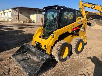 Caterpillar 236D3 Skid Steer