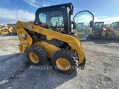 Caterpillar 236D3 Skid Steer