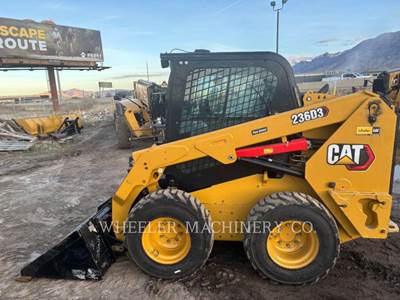 Caterpillar 236D3 Mini Skid Steer