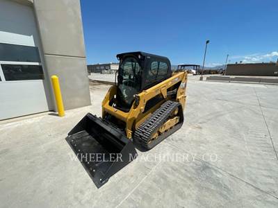 Caterpillar 239D3 Skid Steer