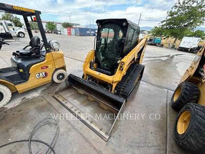 Caterpillar 239D3 Skid Steer