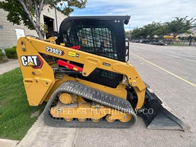 Caterpillar 239D3 Skid Steer