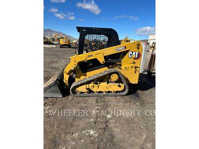 Caterpillar 239D3 Compact Track Loader
