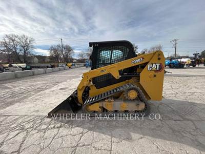Caterpillar 239D3 Compact Track Loader