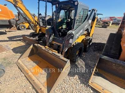 John Deere 318G SSL Skid Steer