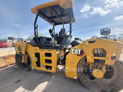 Caterpillar CB10 Smooth Drum Roller Compactor