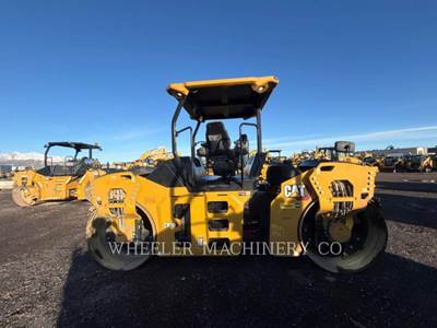 Caterpillar CB10 Smooth Drum Roller Compactor