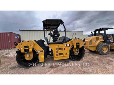 Caterpillar CB13 Tandem Vibratory Roller