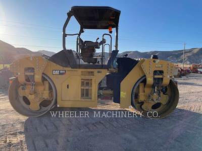 Caterpillar CB15 Smooth Drum Roller Compactor