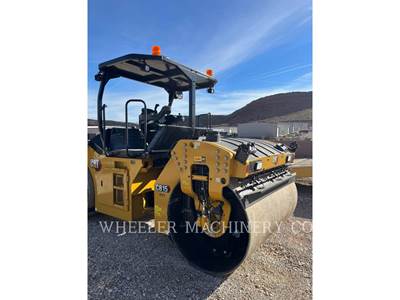 Caterpillar CB15 Smooth Drum Roller Compactor
