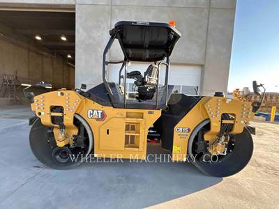 Caterpillar CB15 Smooth Drum Roller Compactor
