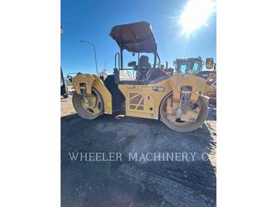 Caterpillar CB15 Smooth Drum Roller Compactor