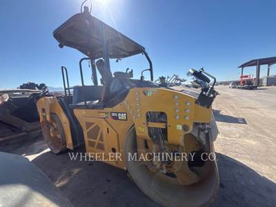 Caterpillar CB15 Smooth Drum Roller Compactor
