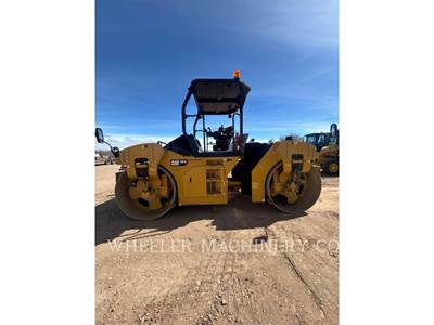 Caterpillar CB15 Smooth Drum Roller Compactor