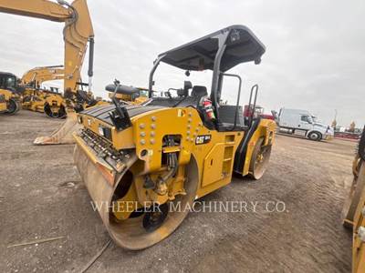 Caterpillar CB15 Smooth Drum Roller Compactor