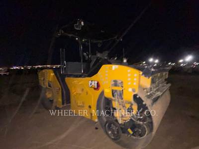 Caterpillar CB15 Smooth Drum Roller Compactor