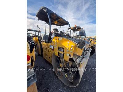 Caterpillar CB15 Smooth Drum Roller Compactor