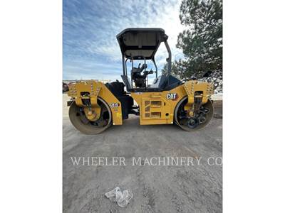 Caterpillar CB15 Smooth Drum Roller Compactor