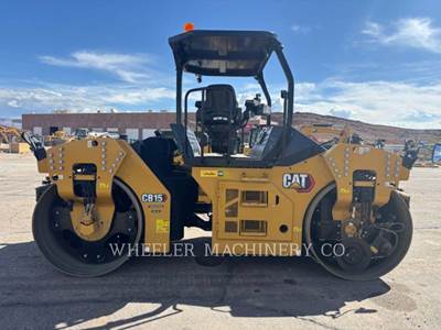 Caterpillar CB15 Smooth Drum Roller Compactor