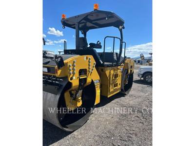 Caterpillar CB15 Smooth Drum Roller Compactor