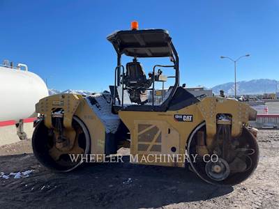Caterpillar CB15 CW Smooth Drum Roller Compactor