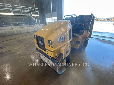 Caterpillar CB2.7 GC Smooth Drum Roller Compactor