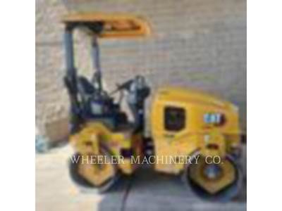 Caterpillar CB2.7 GC Smooth Drum Roller Compactor