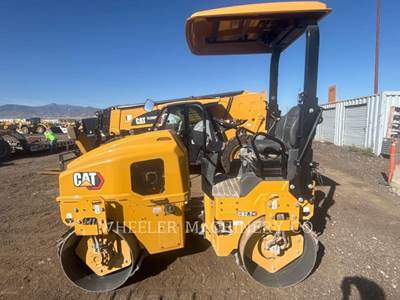 Caterpillar CB2.7 GC Smooth Drum Roller Compactor