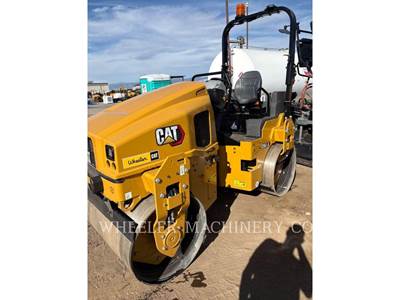 Caterpillar CB4.4 Smooth Drum Roller Compactor