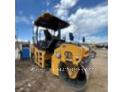 Caterpillar CB7 Smooth Drum Roller Compactor