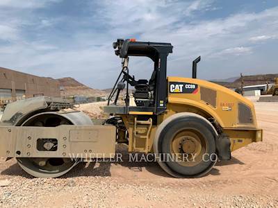 Caterpillar CCS9 Smooth Drum Roller Compactor