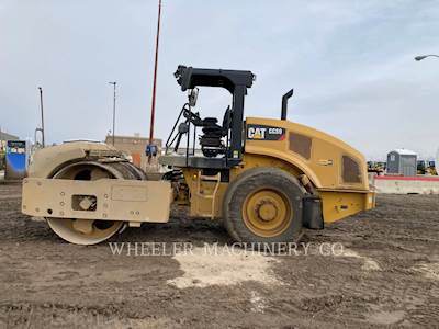 Caterpillar CCS9 Smooth Drum Roller Compactor