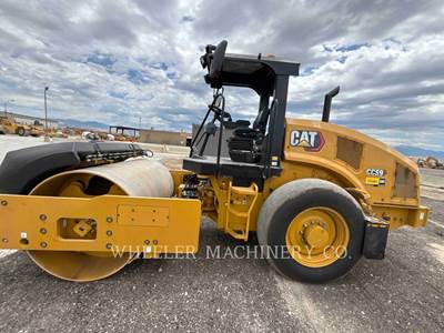 Caterpillar CCS9 Smooth Drum Roller Compactor