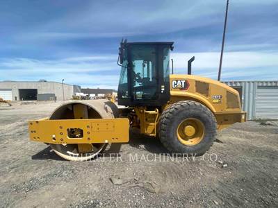 Caterpillar CS12 Smooth Drum Roller Compactor