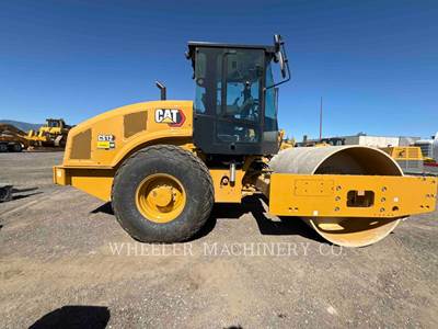 Caterpillar CS12 Smooth Drum Roller Compactor