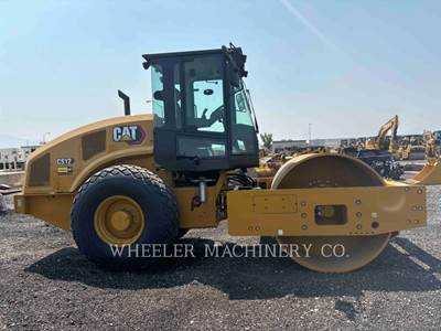Caterpillar CS12 Smooth Drum Roller Compactor