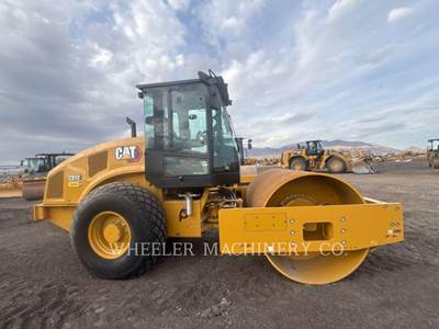 Caterpillar CS12 Smooth Drum Roller Compactor