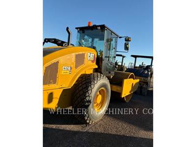 Caterpillar CS16 Smooth Drum Roller Compactor
