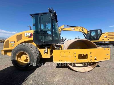 Caterpillar CS56B Smooth Drum Roller Compactor