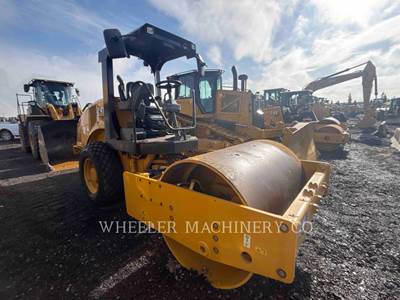 Caterpillar CS7 Smooth Drum Roller Compactor