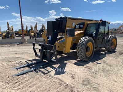 Caterpillar TL1055D Telehandler