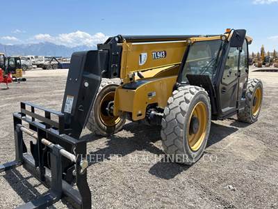 Caterpillar TL943 Telehandler