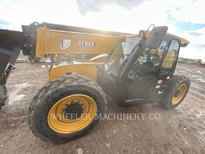 Caterpillar TL943 Telehandler