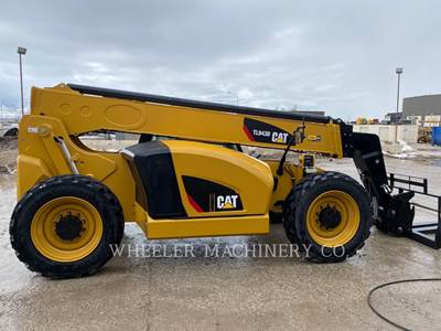 Caterpillar TL943D Telehandler