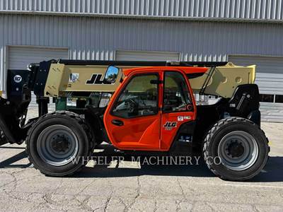 JLG 1055 Telehandler